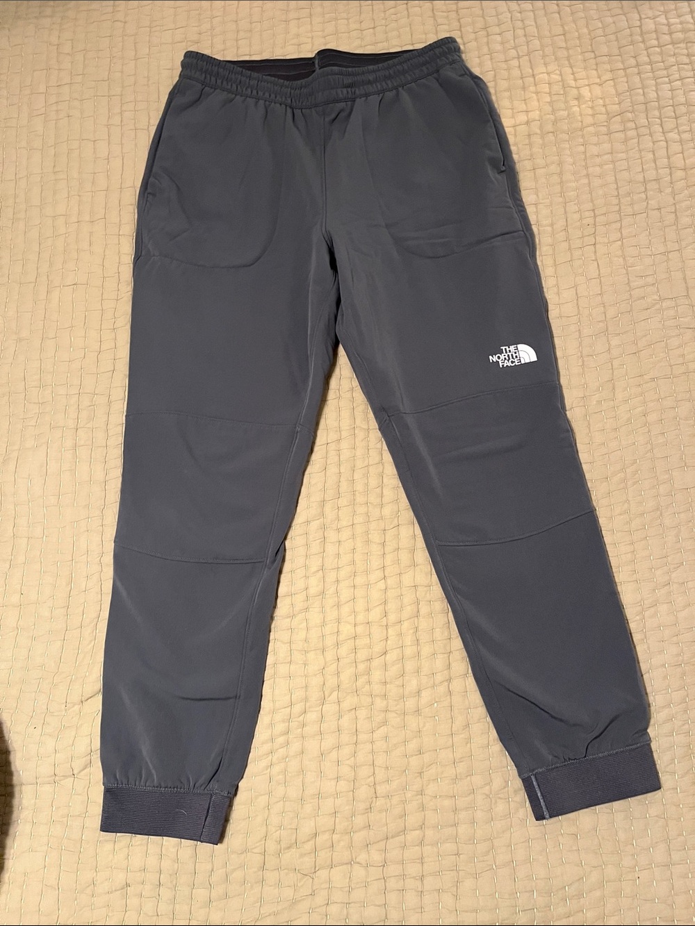 The North Face women’s fleece lined joggers